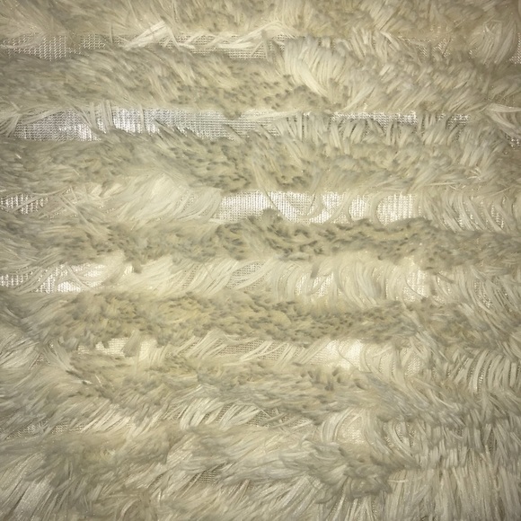 John Paul Richard faux fur vest size large - Picture 5 of 8